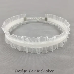 collier ras de cou en dentelle noir