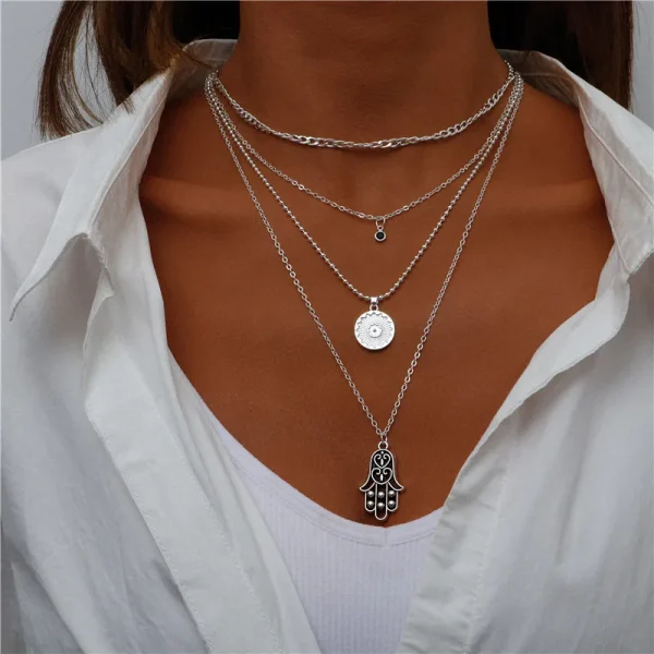 colliers vintage multi-rangs avec pendentifs main de fatma
