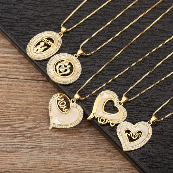 collier MOM en forme ovale