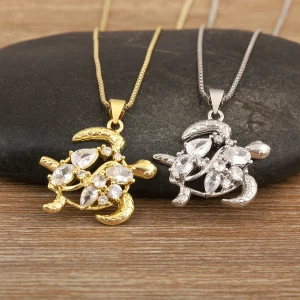 collier pendentif tortue en cristal brillant