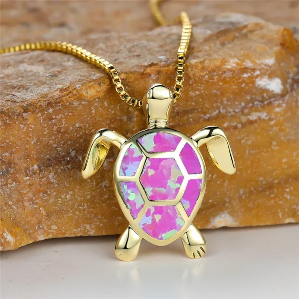 collier en opale de feu avec pendentif tortue