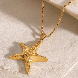 collier avec pendentif étoile de mer fileté