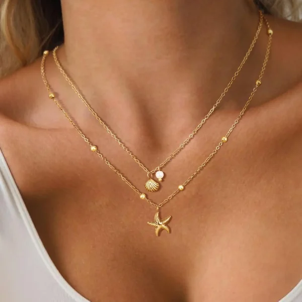 collier coquillage et pendentif étoile de mer