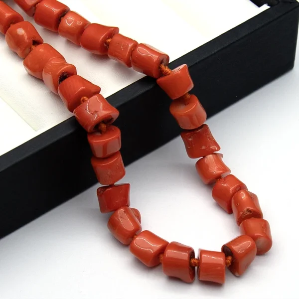 collier de corail naturel