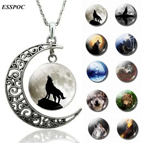 collier en verre avec croissant de lune et loup