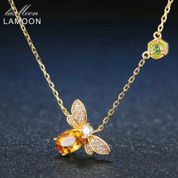 collier avec pendentif abeille en citrine naturelle