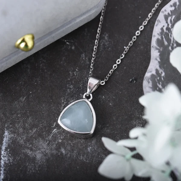 collier pendentif en aigue-marine