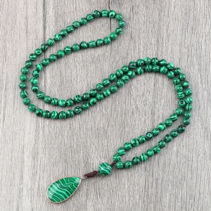 Collier Mala à 108 perles avec pendentif en malachite verte